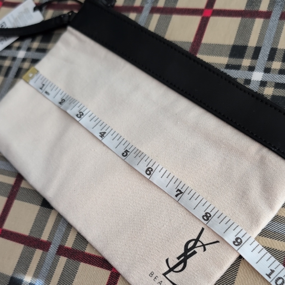 Yves Saint Laurent Beaute Makeup Pouch - Picture 11 of 11